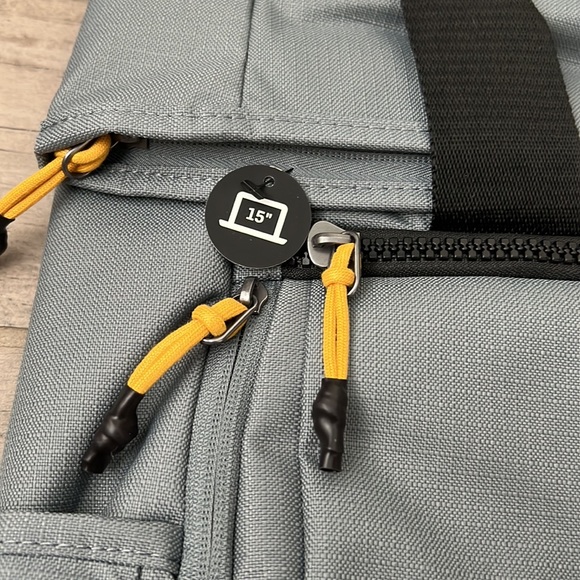 Nike Sport 29L - NEW - Picture 2 of 16